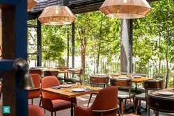 Orchard Road (D9), Retail #623643621